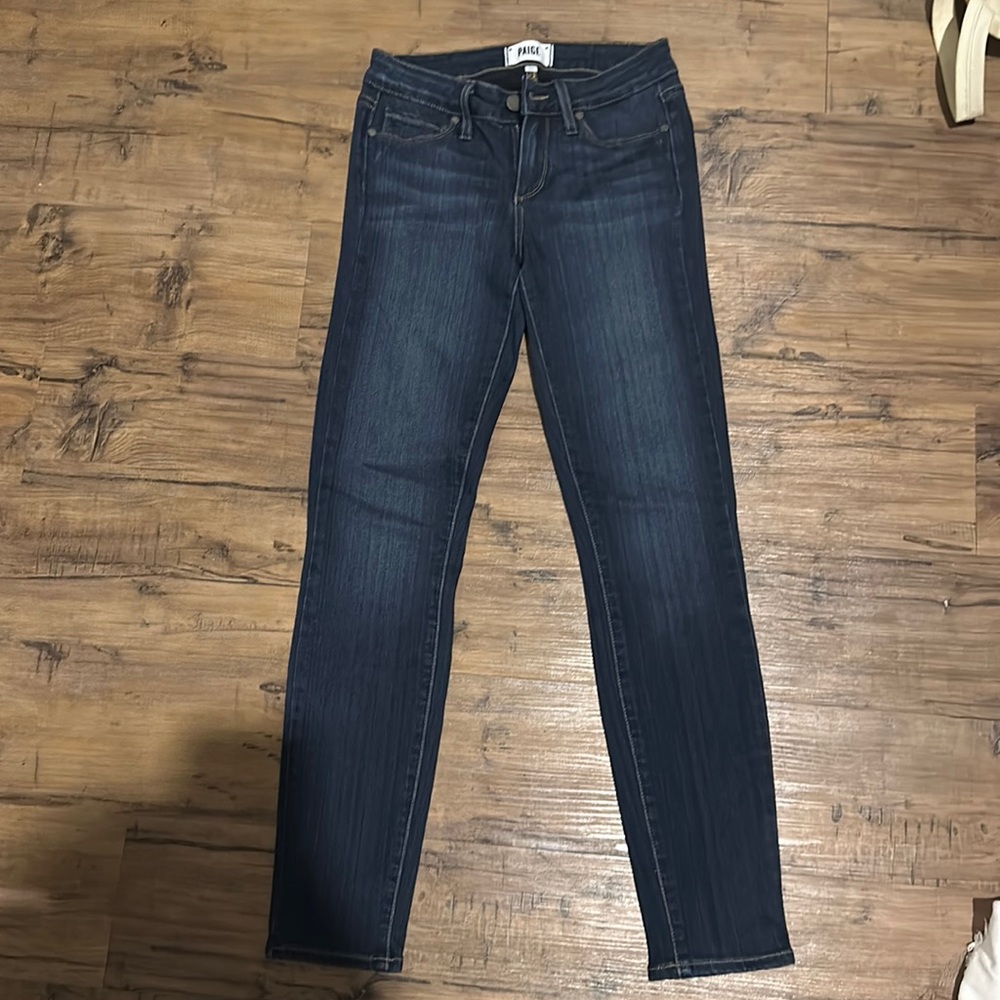 Paige dark blue verdugo ankle style jeans size 25 in perfectly good condition